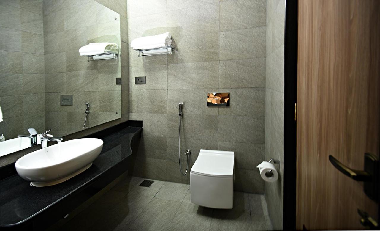Everest Boutique Hotel Катманду Экстерьер фото